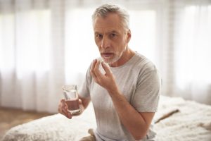 Male stimulant: what can help men's performance? The search for ways to improve sexual performance has been a constant concern in people's lives. Whether for health reasons, quality of life or simply to improve the intimate experience, male stimulants have played a significant role in this scenario. These medications are responsible for stimulating penile blood supply, promoting a higher quality erection. This effect not only contributes to intimate satisfaction, but also generates a feeling of well-being in men, increasing male self-esteem and self-confidence. But it is essential to be careful when using these products, as they can also present risks. In this text, we will discuss the best male stimulant, its immediate effects and possible health dangers. Good reading!